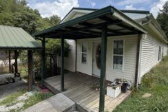 Home at 16 Dazz Dr